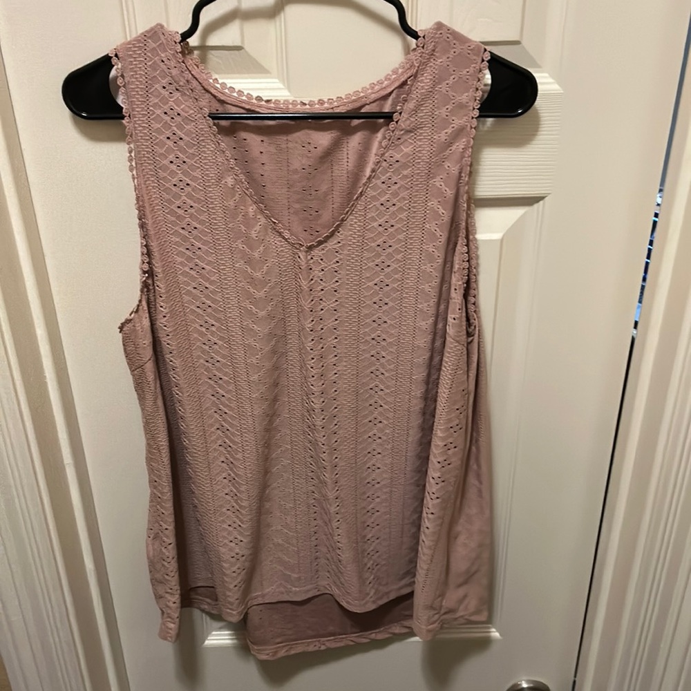 Blush colored tank size 1x